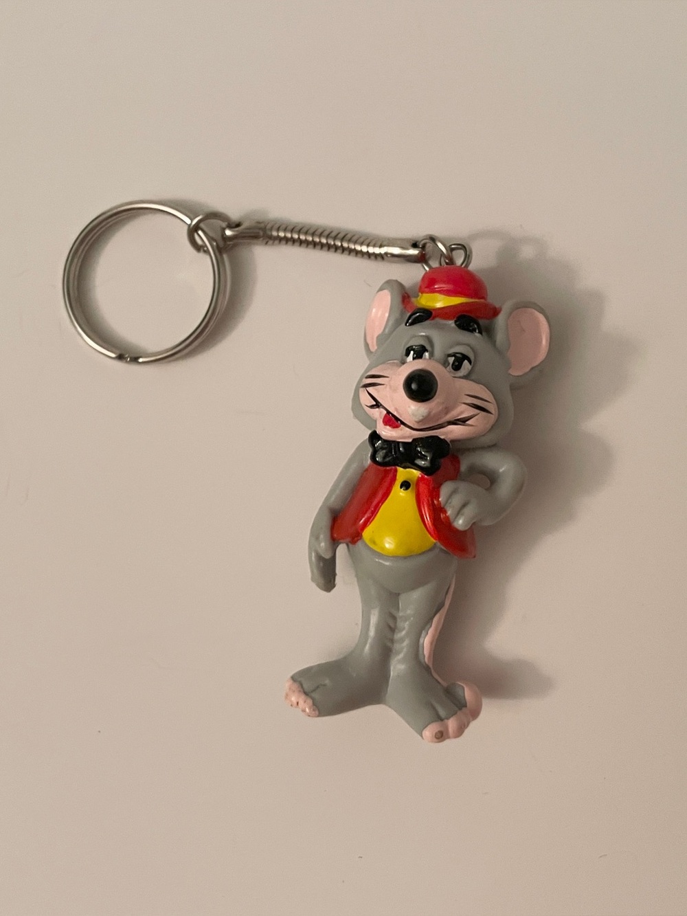 Vintage 1983 Chuck E Cheese Pizza Time Theatre Keychain Figure Retro Arcade